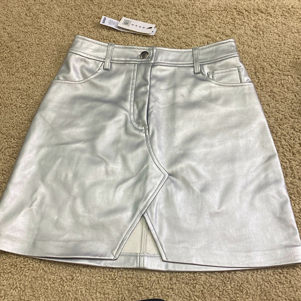 Topshop NWT silver faux leather skirt size 2